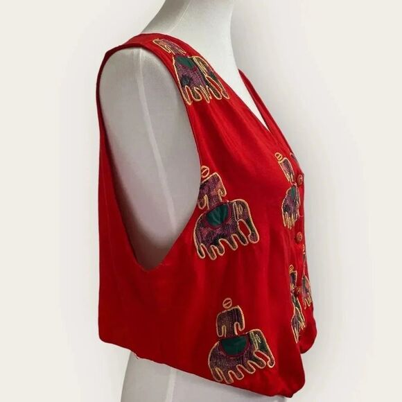 90's Vintage red embroidered vest. Women's small. Fall gold green tapestry - Picture 11 of 16